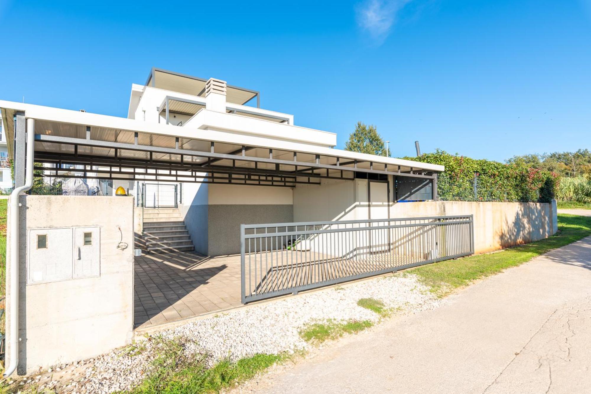 Apartment Lunne Novigrad  ภายนอก รูปภาพ