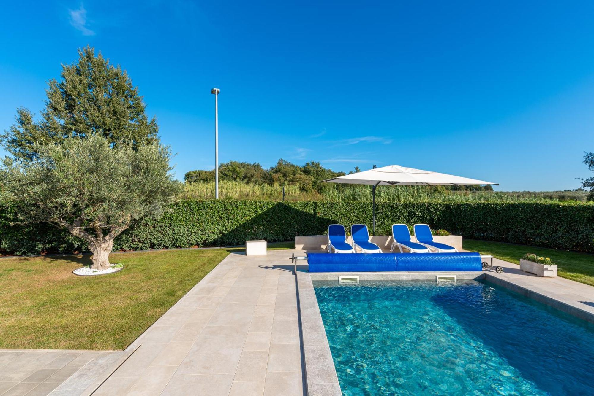 Apartment Lunne Novigrad  ภายนอก รูปภาพ